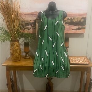 💰Green Sleeveless Dress with Leaf Pattern